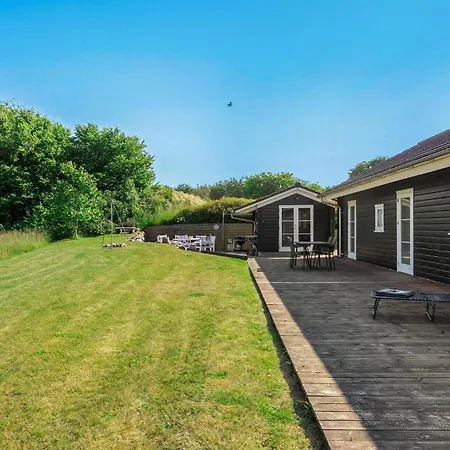 Prázdninový dům Four-bedroom In Rudkobing