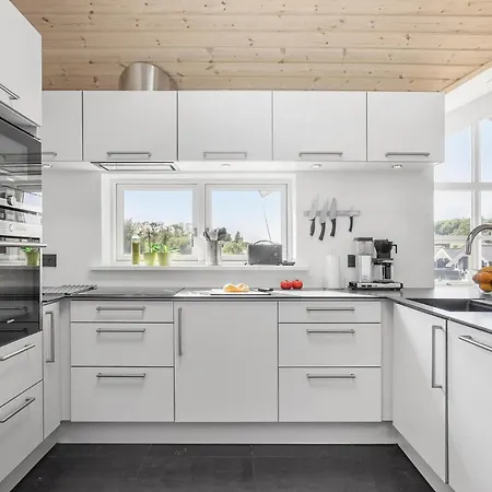 Awesome Home In Rudkobing With Sauna بيت للعطل Spodsbjerg