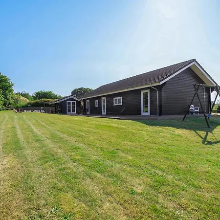 Awesome Home In Rudkobing With Sauna Spodsbjerg